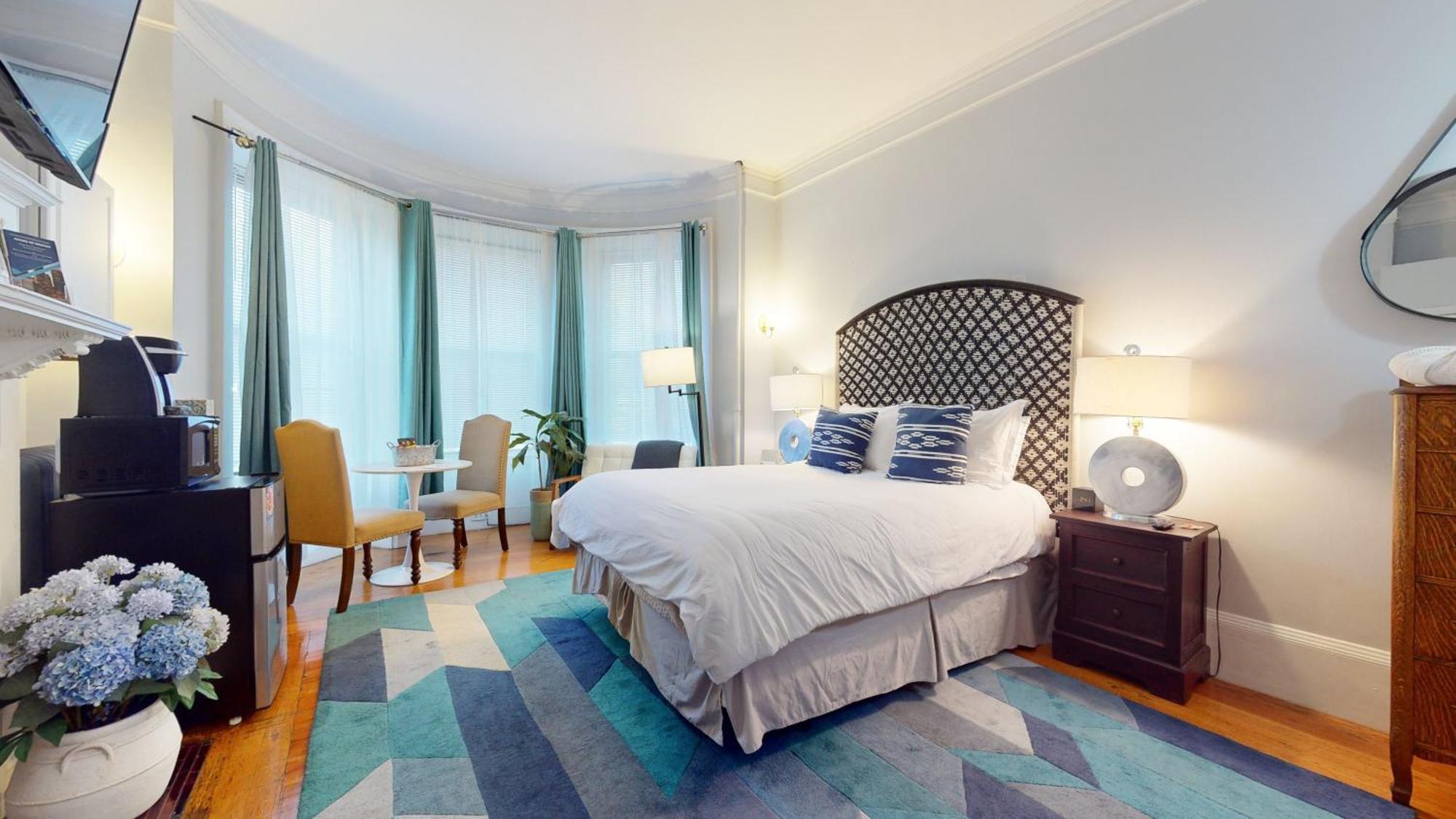 Saint Mary10min Walk To Fenwaylongwood Med,mbta Appartement