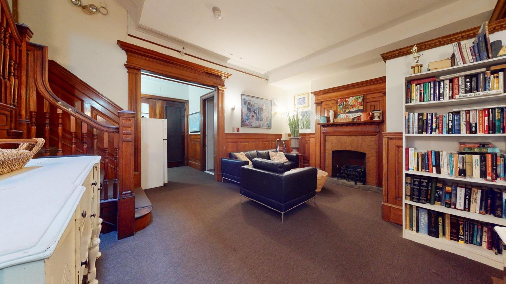 Saint Mary10min Walk To Fenwaylongwood Med,mbta * Brookline